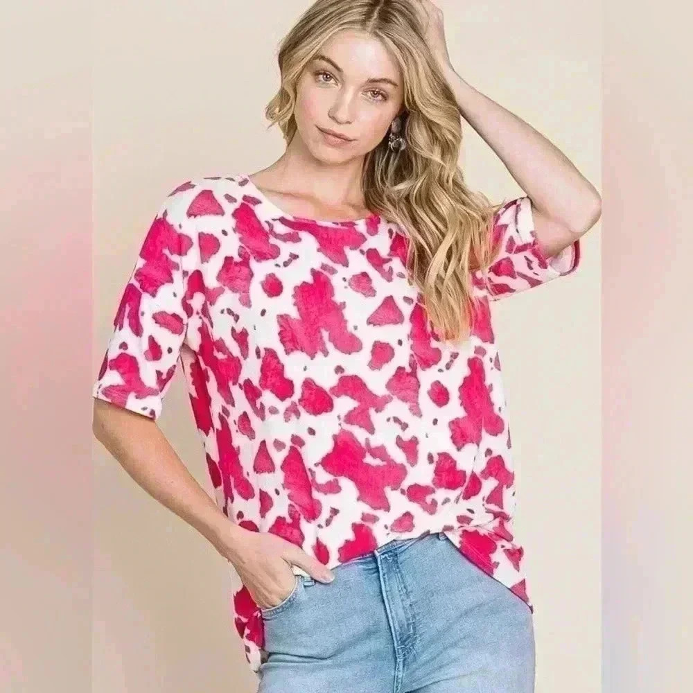 NWOT BOMBOM Animal Print Pink and White Loose Knit Tee | size small